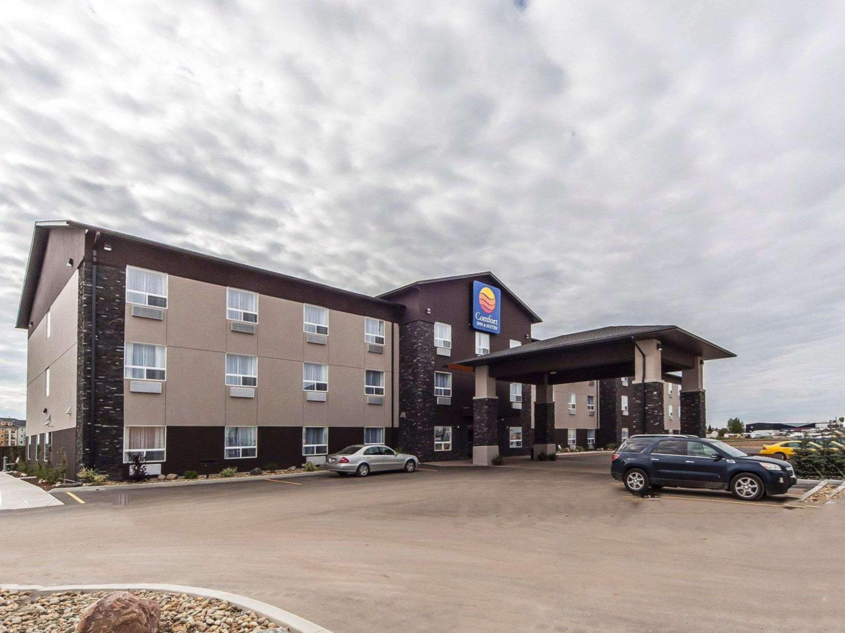 Comfort Inn & Suites Bonnyville Екстериор снимка