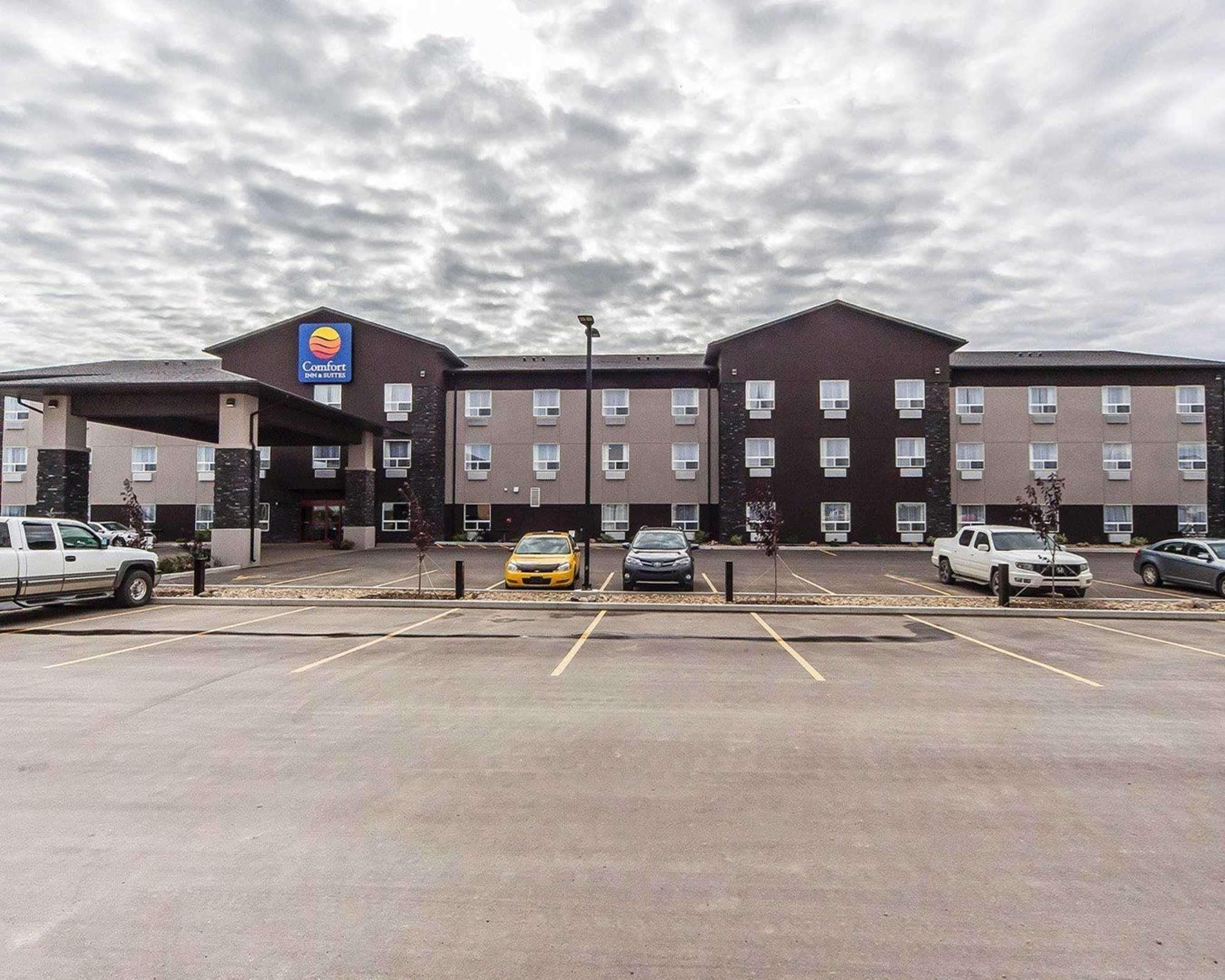 Comfort Inn & Suites Bonnyville Екстериор снимка