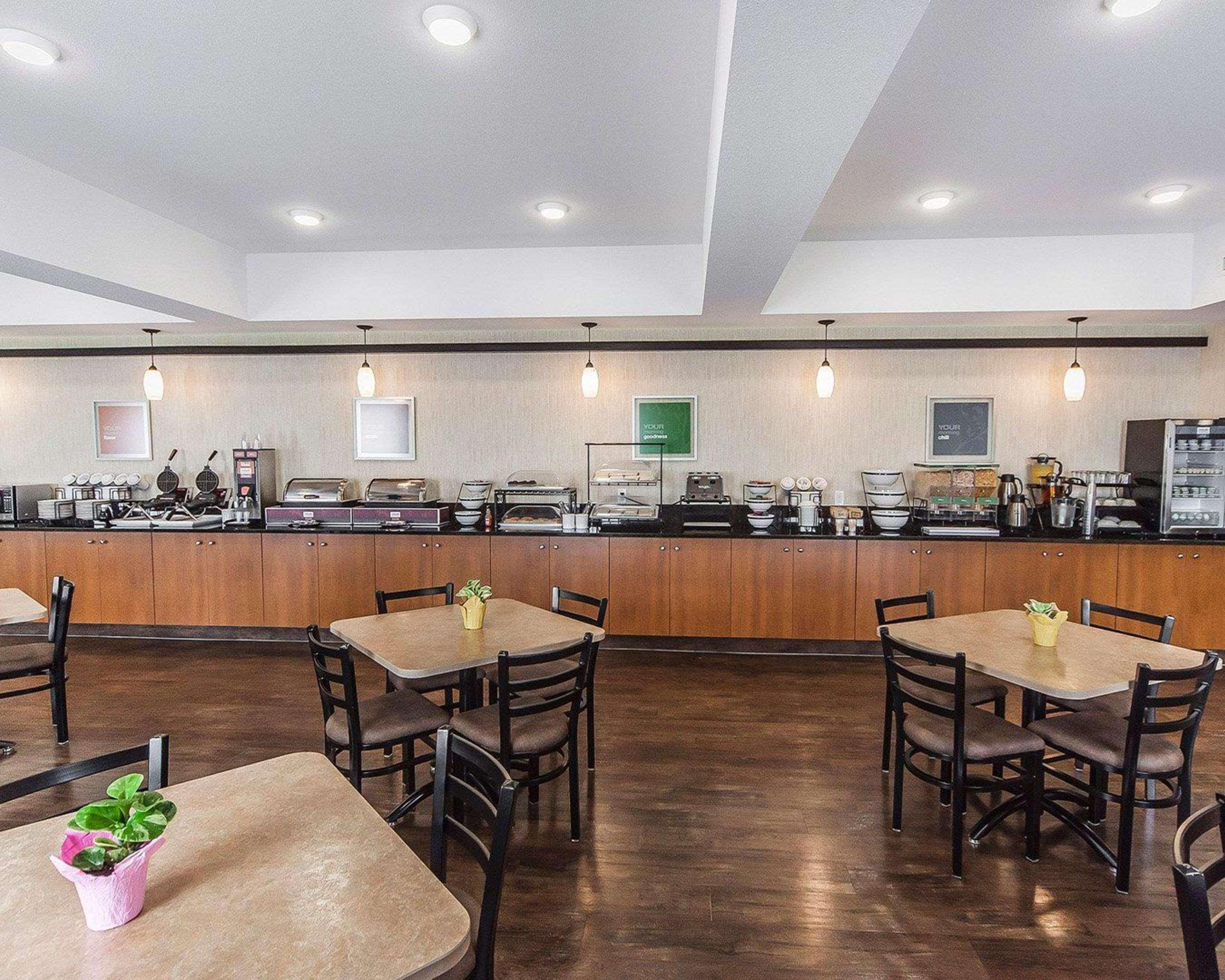 Comfort Inn & Suites Bonnyville Екстериор снимка