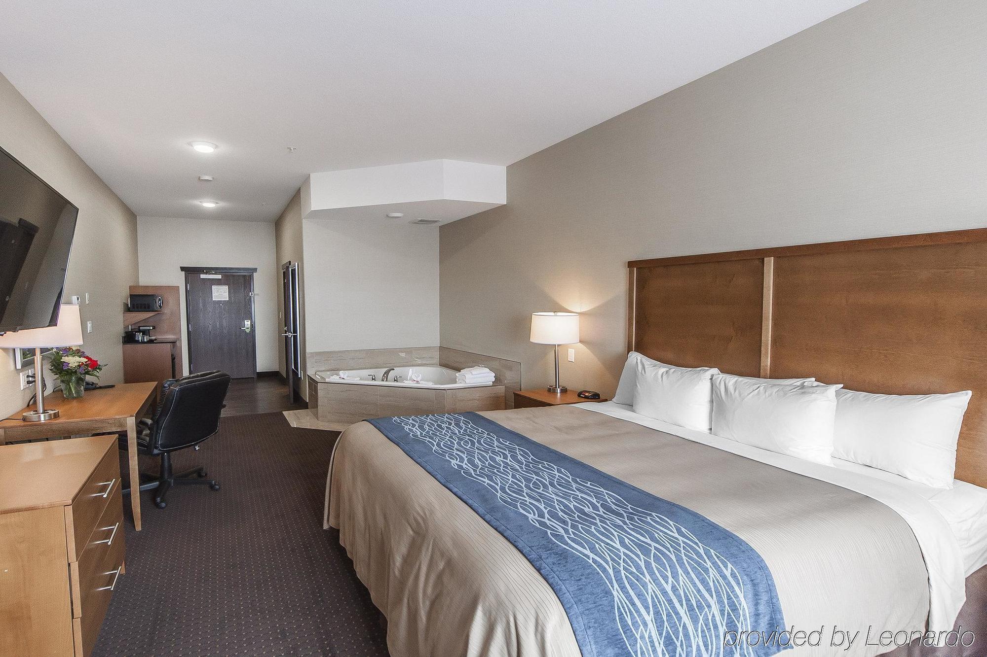 Comfort Inn & Suites Bonnyville Екстериор снимка