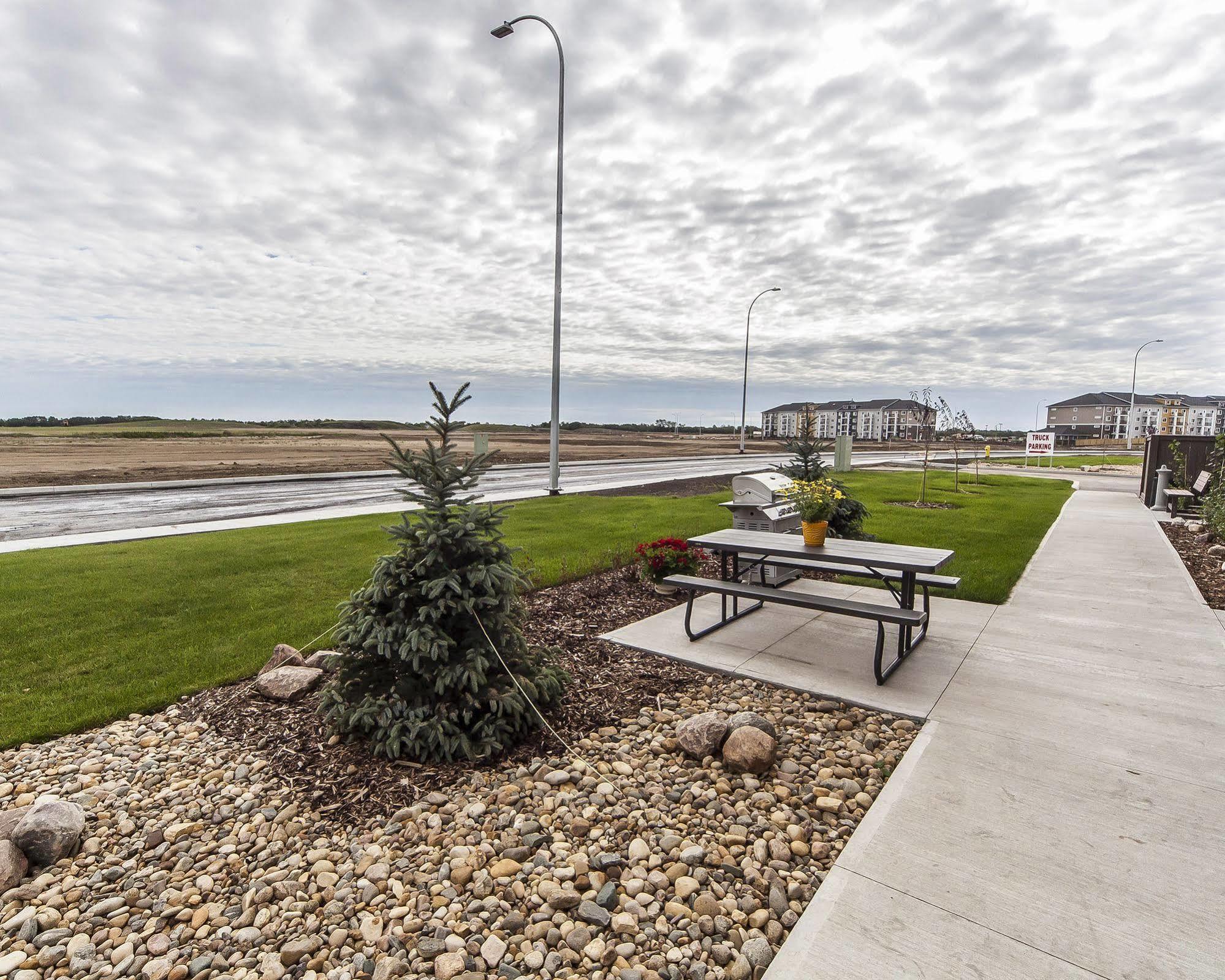 Comfort Inn & Suites Bonnyville Екстериор снимка